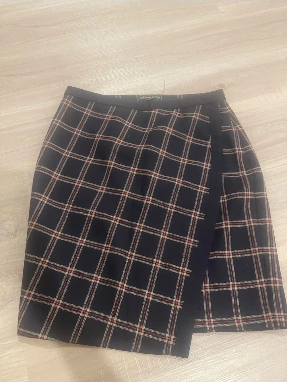 NWT 346 brook brothers Plaid Wrap Pencil Skirt - Navy size 10